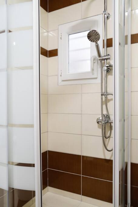 Cozy Apartment Near Airport Koropi Zewnętrze zdjęcie