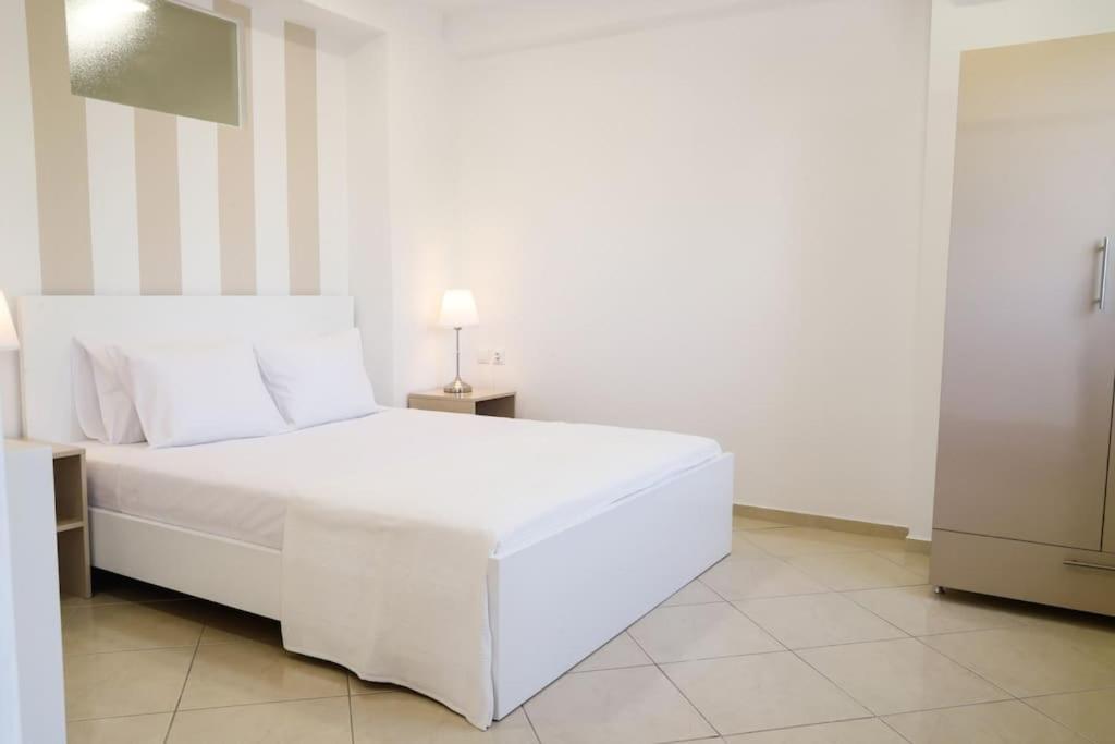 Cozy Apartment Near Airport Koropi Zewnętrze zdjęcie