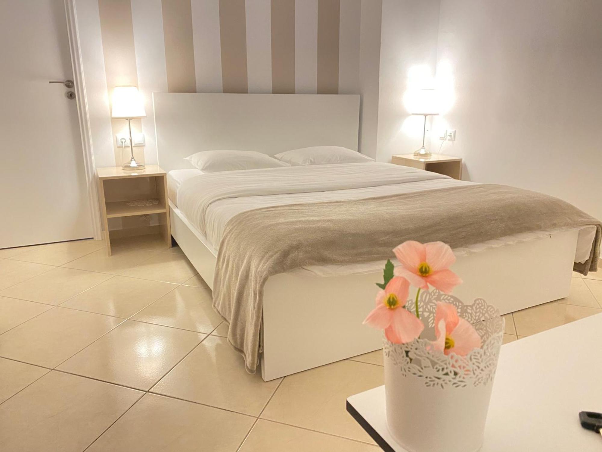 Cozy Apartment Near Airport Koropi Zewnętrze zdjęcie